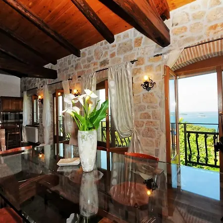 Villa Carla- Istrian Stone With Sea View