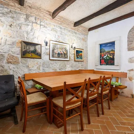 Carla- Istrian Stone With Sea View Villa Vrsar