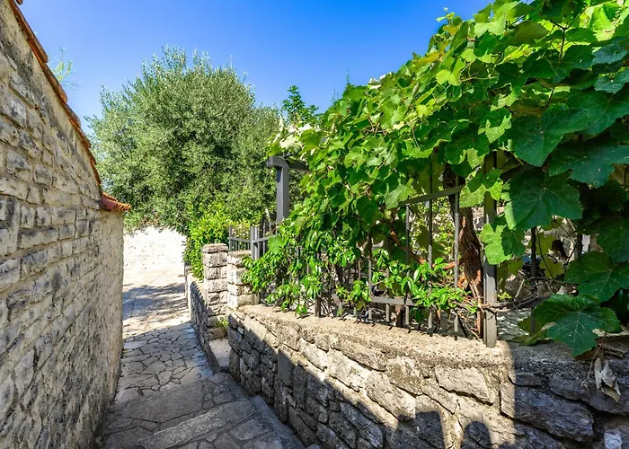 Carla- Istrian Stone With Sea View