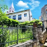 Carla- Istrian Stone With Sea View Vrsar